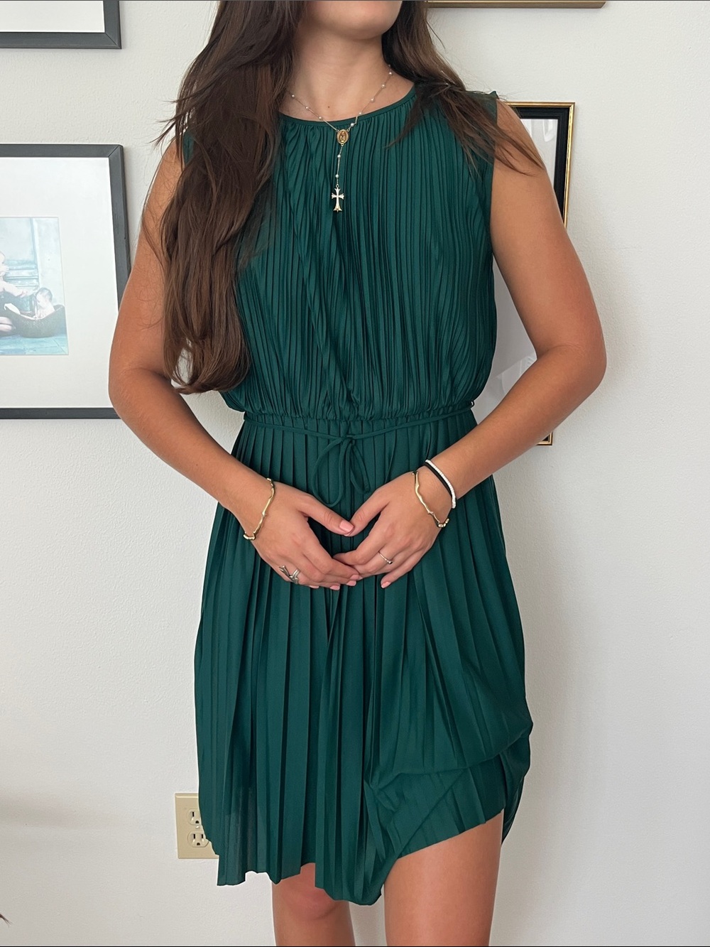 H&M Sleeveless Pleated Emerald Green Midi Dress